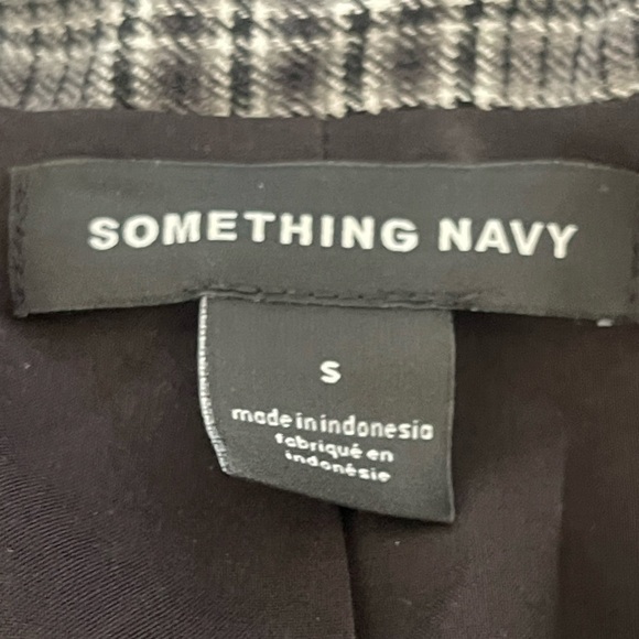 Something Navy‎ Women's Plaid One-Button Blazer Small - Picture 2 of 6